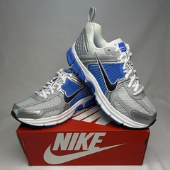Nike Vomero 5 (GS) White/Black/Blue/Silver Low Top Sneakers 6Y/7.5W $160 Retail