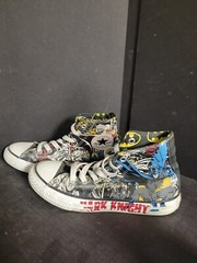 Chuck Taylor Dark Knight Converse, Junior Size 2