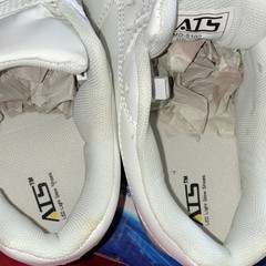 ATS LED Light Glow Shoes White Low Top Sneaker Unisex Kids US 3.5 EU 35