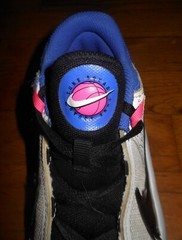 Nike Team Hustle D10 X Space Jam basketball shoes Kid’s 3.5 Y EU 35.5 VG cond