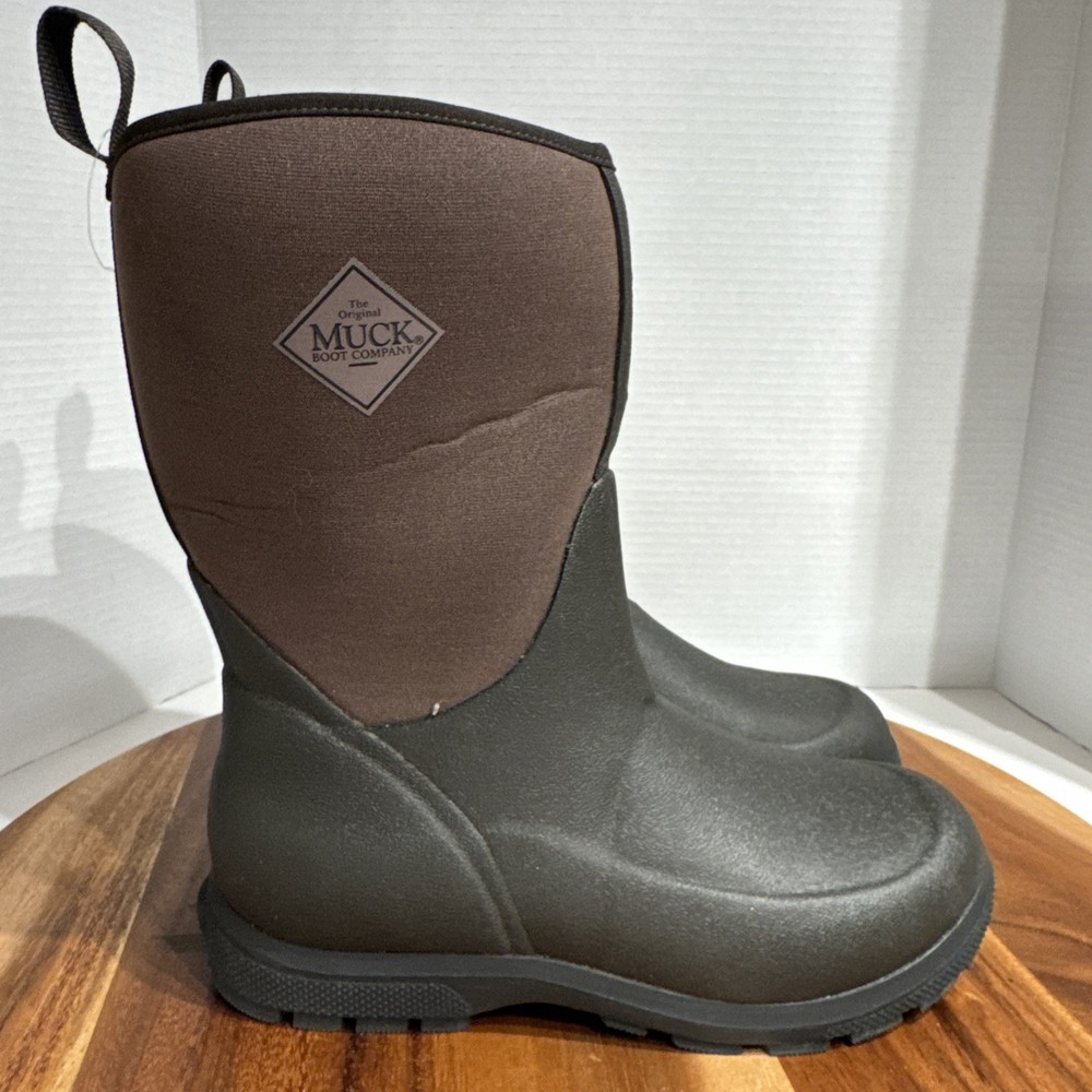 NEW Muck Boots Kids Chore Mid Work Boot Size 4