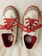 LIVIE LUCA REEVE SNEAKER CARMEL SIZE 9M