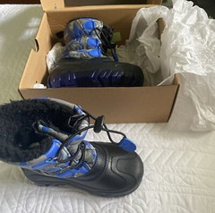 Members Mark Kids Size 11/12 Blue Waterproof Insulated Snow Boots