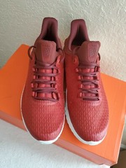 NEW!!! Nike Renew Rival, size 6.5Y, Running Shoes.