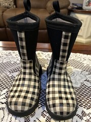Muck Kid’s Boot – Black / White/Plaid Size 10