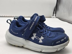 Under Armour Shoes Kids Size 13.5 Bps assert Charged Sneakers 3026183-400 Damage
