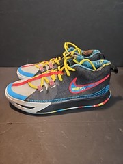Nike Kyrie Irving Flytrap 6 SE Youth Basketball Shoes FD0215-001 Size 6.Y
