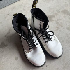 Dr. Martens 1460 J Black Leather Lace Up Side Zip Combat Boots Youth US 4