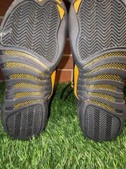 Size 5 (GS) – Jordan 12 Retro Mid Black Taxi