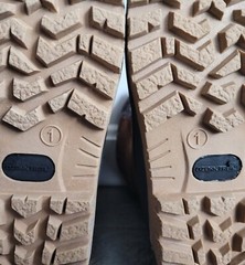 WINTER / SNOW BOOTS KIDS OZARK TRAIL SIZE 1 ZIPPER AND STRAP