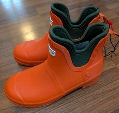 Hunter for Target Orange and Forest Green Lined Rain Boots Kids Size 5