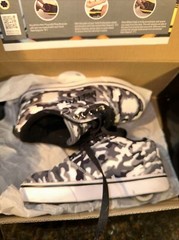 HEELYS Wheeled Shoes | Youth Size 1 | Charcoal – Grey – Camo | Pre-Owned