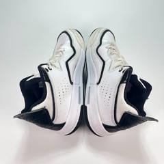 Jordan Courtside 23 White Black Lace Up Basketball Shoes AR1002-100 Youth Sz 5Y