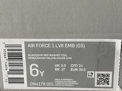 NIKE AIR FORCE 1 LV8 EMB NBA (GS) BLACK-GYM RED SZ 6Y-WOMENS SZ 7.5 [DN4178-001]