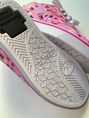 NEW Heelys Pro 20 Prints Kids Pink Rainbow Skate Shoes Size Youth 1 W/ Wheels