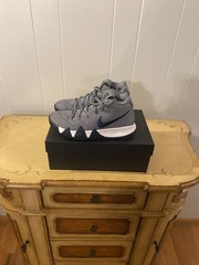 Nike Kyrie 4 Nike ID Size 7y