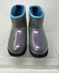 UGG Blue Iridescent Classic Clear Mini II Gradient Boots Kids 6