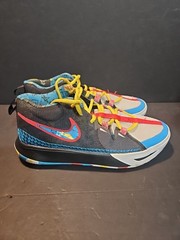 Nike Kyrie Irving Flytrap 6 SE Youth Basketball Shoes FD0215-001 Size 6.Y