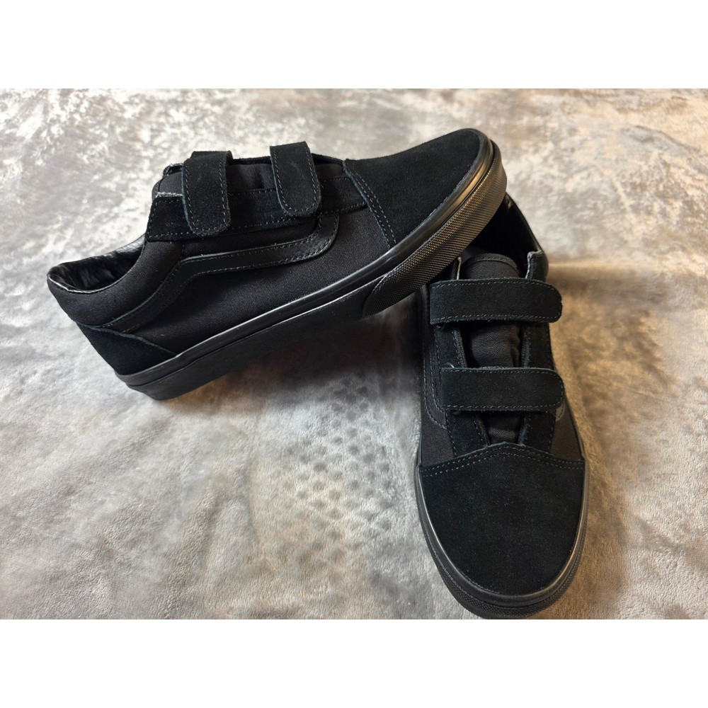Vans Old Skool V Kids Size 6 Black Suede Canvas Hook and Loop Strap Sneakers NEW