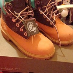 Timberland Premium 6″ Waterproof Boot Kids US 13 Wheat/Blue Nubuck TB0A2MY1231
