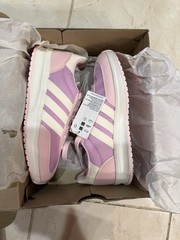 Brand New Adidas Run ’70s 2.0 Sneaker – Big Kid Size 7 ( Women 7.5)