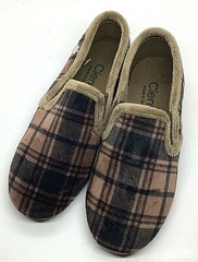 Cienta slipper brown plaid velour US 1 EURO 32