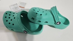 Crocs Classic Clog – Pre-School Size 11c – Light Green Turquoise Color-way (New)