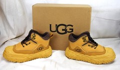 UGG TerreTrial Youth Size 33 (US 2) Boots NIB New In Box