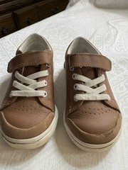 Footmates Toddler Jordan Strap Leather Like Flats Tennis Sneakers SZ 6