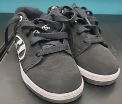 EUC Heelys Voyager Youth Size 3 4 HE100713 Black Roller Shoes Boys Girls Skater
