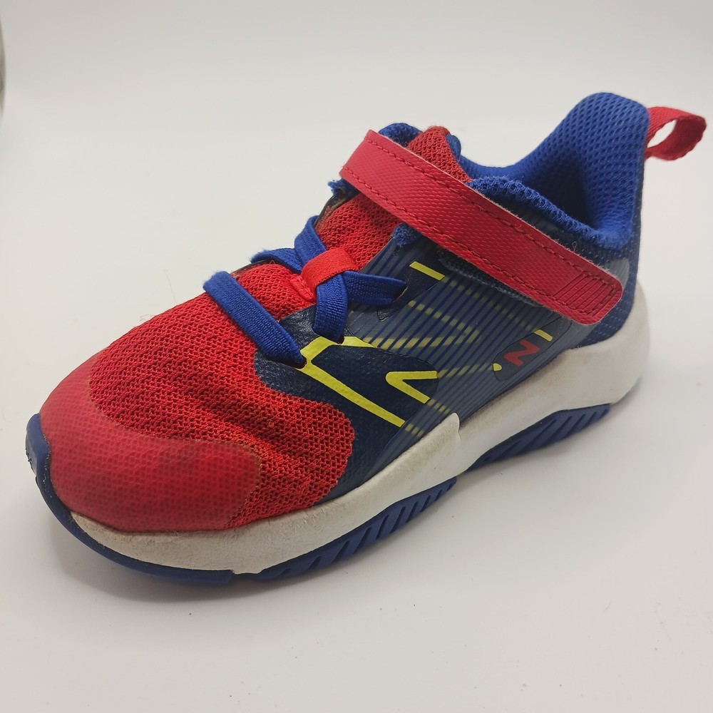 New Balance Rave Run v2 Kids Neo Flame Red Bungee Lace Hook & Loop Shoe Size 7.5