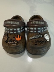 Crocs Classic Lined Chewbacca Star Wars Unisex Kids Brown Faux Fur Clog Shoes C7