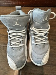 Air Jordan Retro 12 Stealth PS Cool Grey White Kids 151186-015 Size 13C WORN 1X