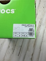 Crocs Classic Puff Moc K Kids Yellow Black Quilted Puffer Slippers J5 210589-77K