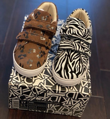 AKID Axel Unisex Kids 1Y Hook & Loop Low Top Animal Print Sneakers