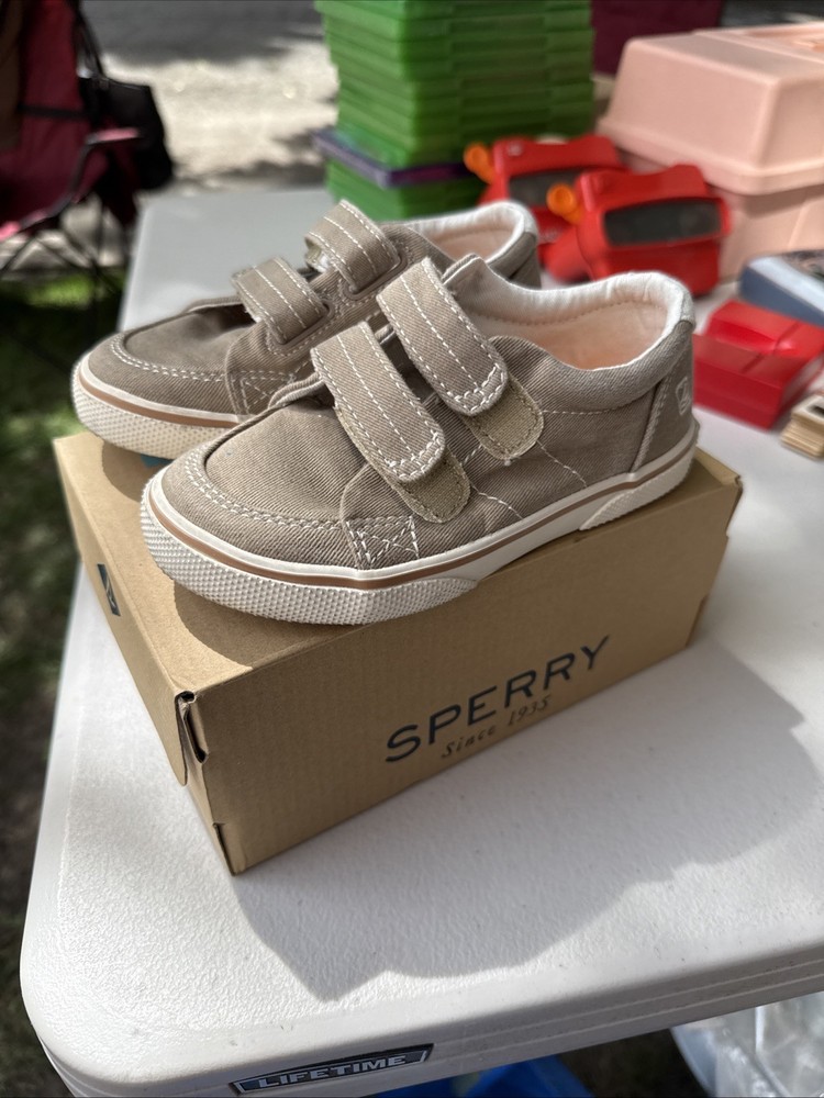 Kid Size Sperrys ￼
