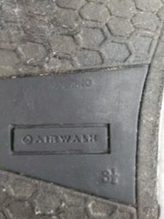 Airwalk Canvas Sneaker. Green And Black . Youths 3.5