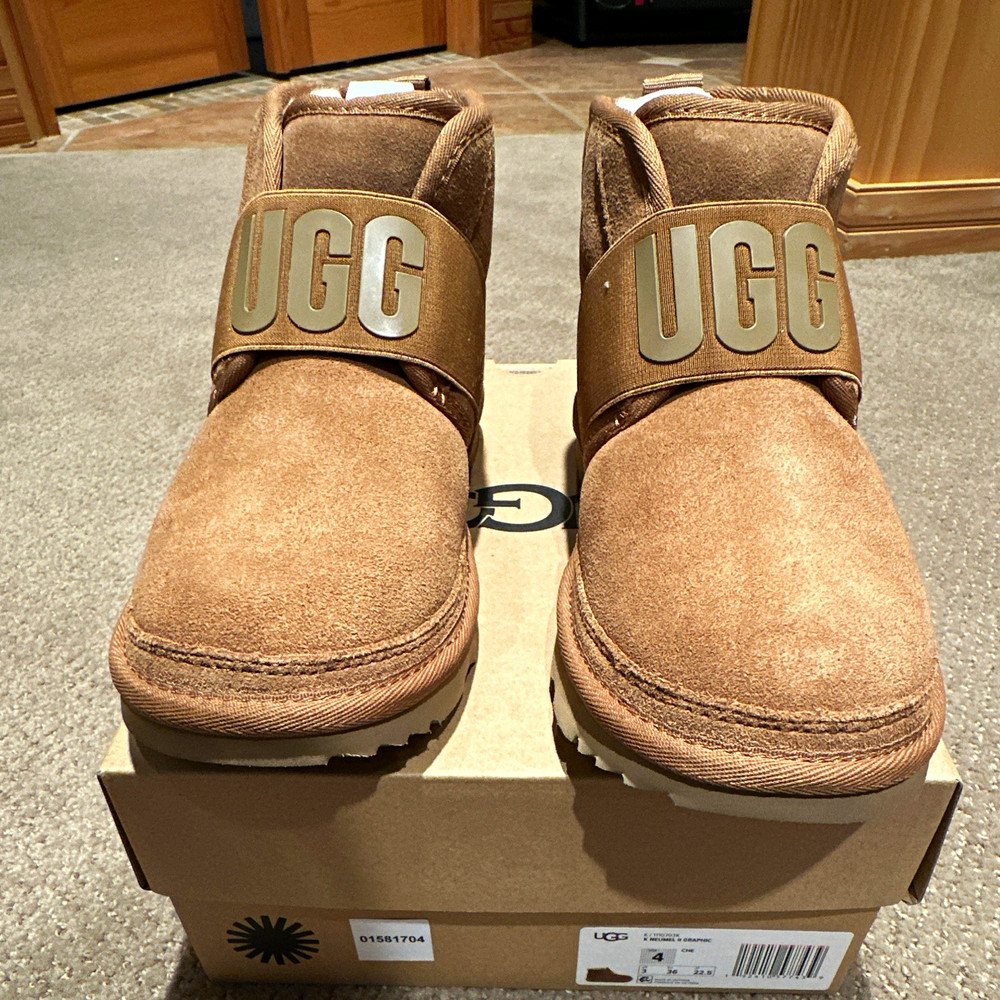 *NEW UNWORN* UGG K Neumel II Graphic Kids Chestnut Suede Ankle Bootie US Size 4