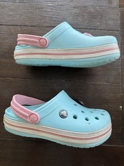 Youth Size 2 Light Blue With Pink Strap Crocs With White And Pink Stripe