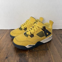 Nike Air Jordan 4 Retro Lightning Yellow Black BQ7669-700 Kids Size 11C
