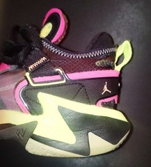 Jordan ‚Why Not?‘ ZER0.5 Raging Grace Black Gray Pink Shoes DO8967-002 Youth 5.5