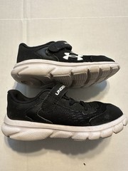 Under Armour Assert 9 AC Youth Running Shoes Sz 8K Black Hook & Loop Sports