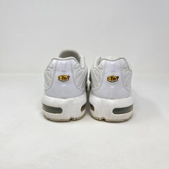 Nike Air Max Plus TN White Athletic Comfort Shoes CW70044-100 Youth Size 6.5