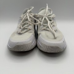 Nike Star Runner 4 Triple White Running Sneaker Shoes Youth Size 5y DX7615-100