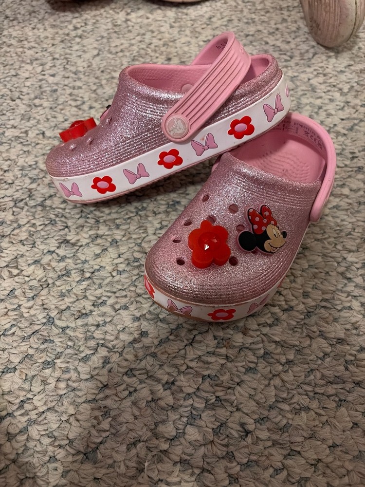 crocs kids c10 minnie mouse Disney world light up shoes
