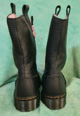 Dr. Martens Black / pink Heart – Bex Heart P-O Boot Y ~ M 5 L 6 Cowgirl Boots
