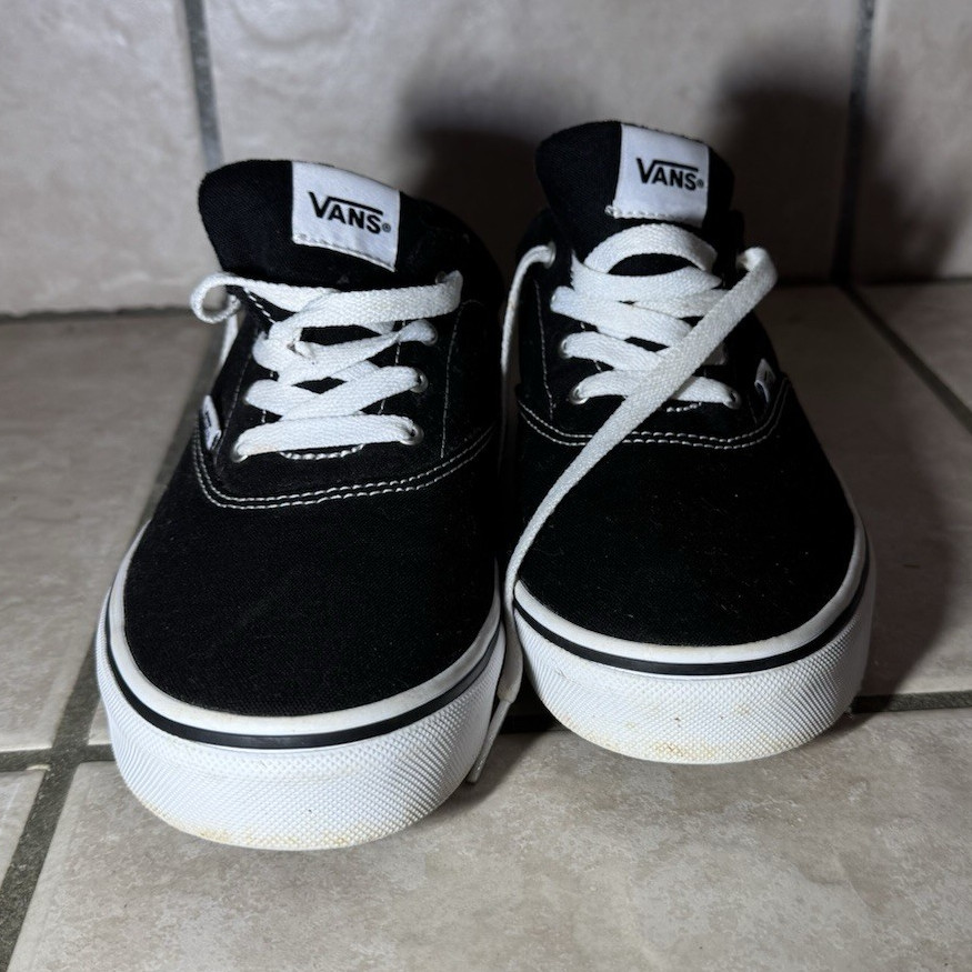 VANS Era Youth US 7 Black/White Canvas Low Top Lace-Up Sneakers