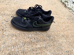 Nike Air Force 1 Black Volt GS Kids Sneakers Neon Green 314192-007 Youth Size 6Y