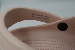 Crocs Classic Clog K Sandals Comfortable 206991-6UR Quartz Kids Sz J5 Brand New