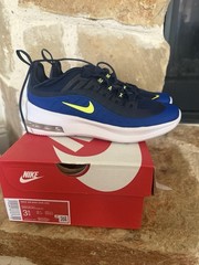NIB Boys Nike Air Max Axis Navy/Volt Size 3.5 3 1/2 Youth New In Box